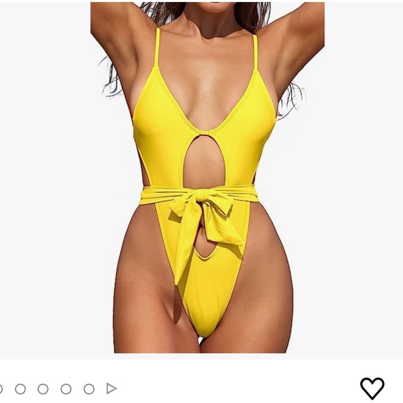 Sexy yellow monokini - Picture 1 of 3